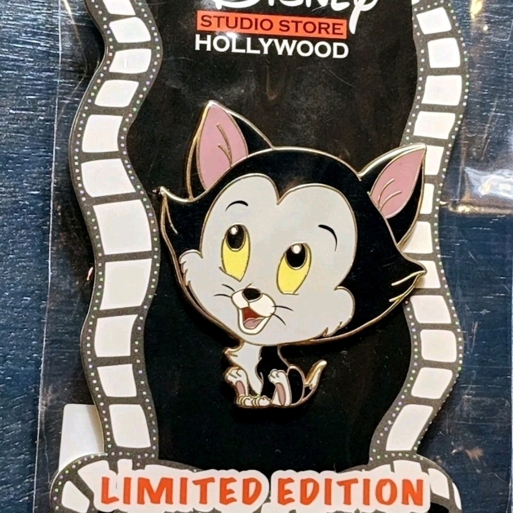 Disney Limited Edition 300 Figaro Pin